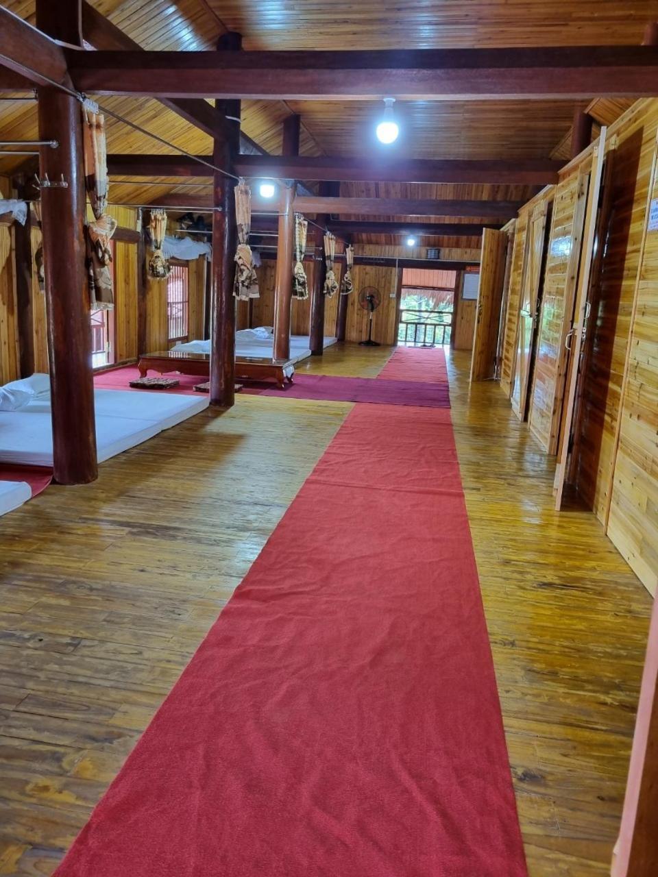 A Lin Homestay Bac Ha Bac Hà Exterior foto